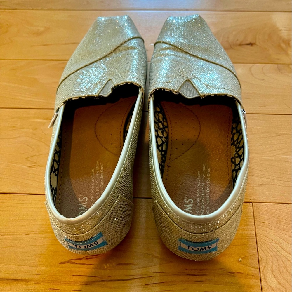 Toms Silver Glitter Alpargata Flats Size 9.5